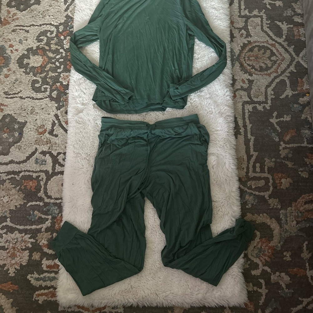 GAP BODY Women's Green Sleepwear Set super soft buttery forest pants long sleeve - Picture 3 of 7